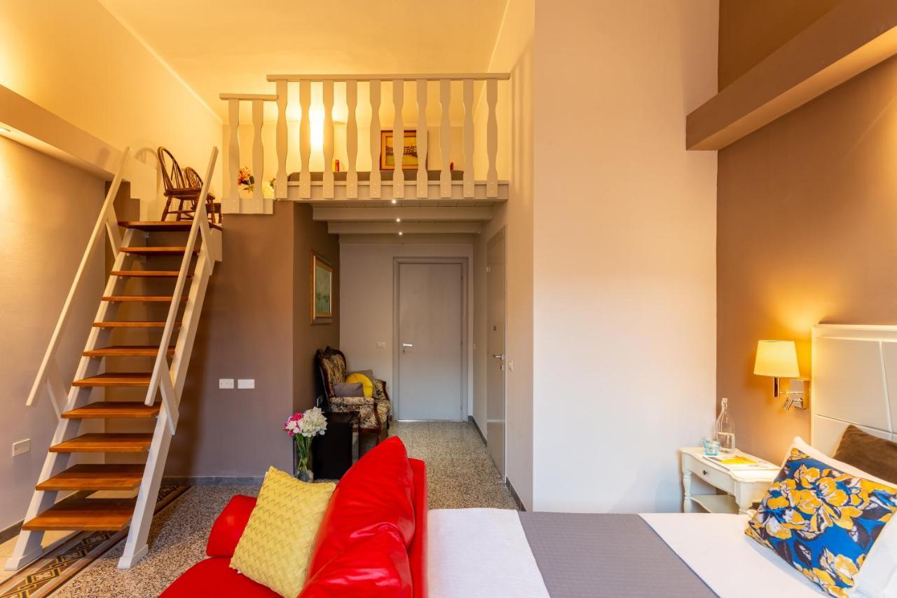 Marlin Rooms Кальярі Екстер'єр фото