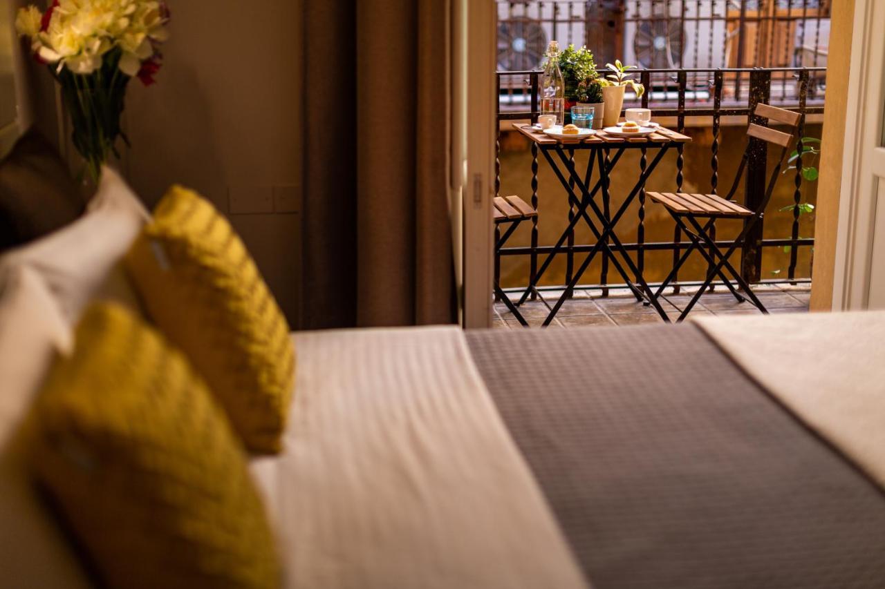 Marlin Rooms Кальярі Екстер'єр фото