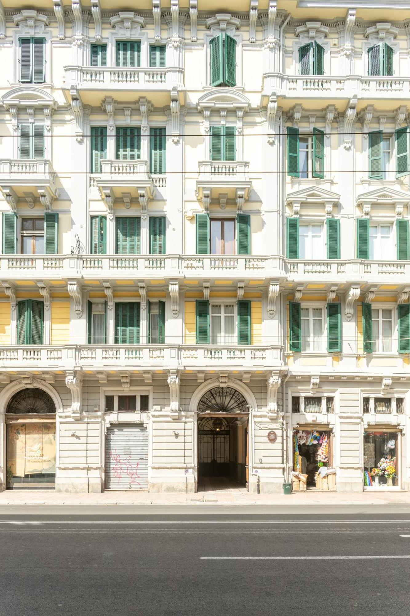 Marlin Rooms Кальярі Екстер'єр фото